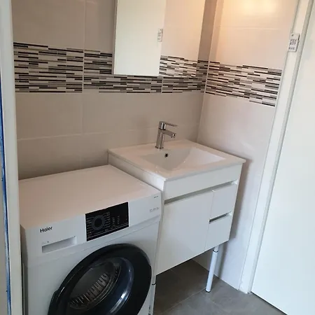 With Garden * آجد